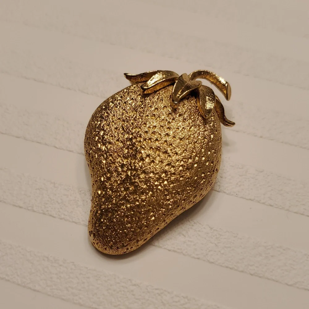 Vintage Monet signed stamped STRAWBERRY BROOCH PIN